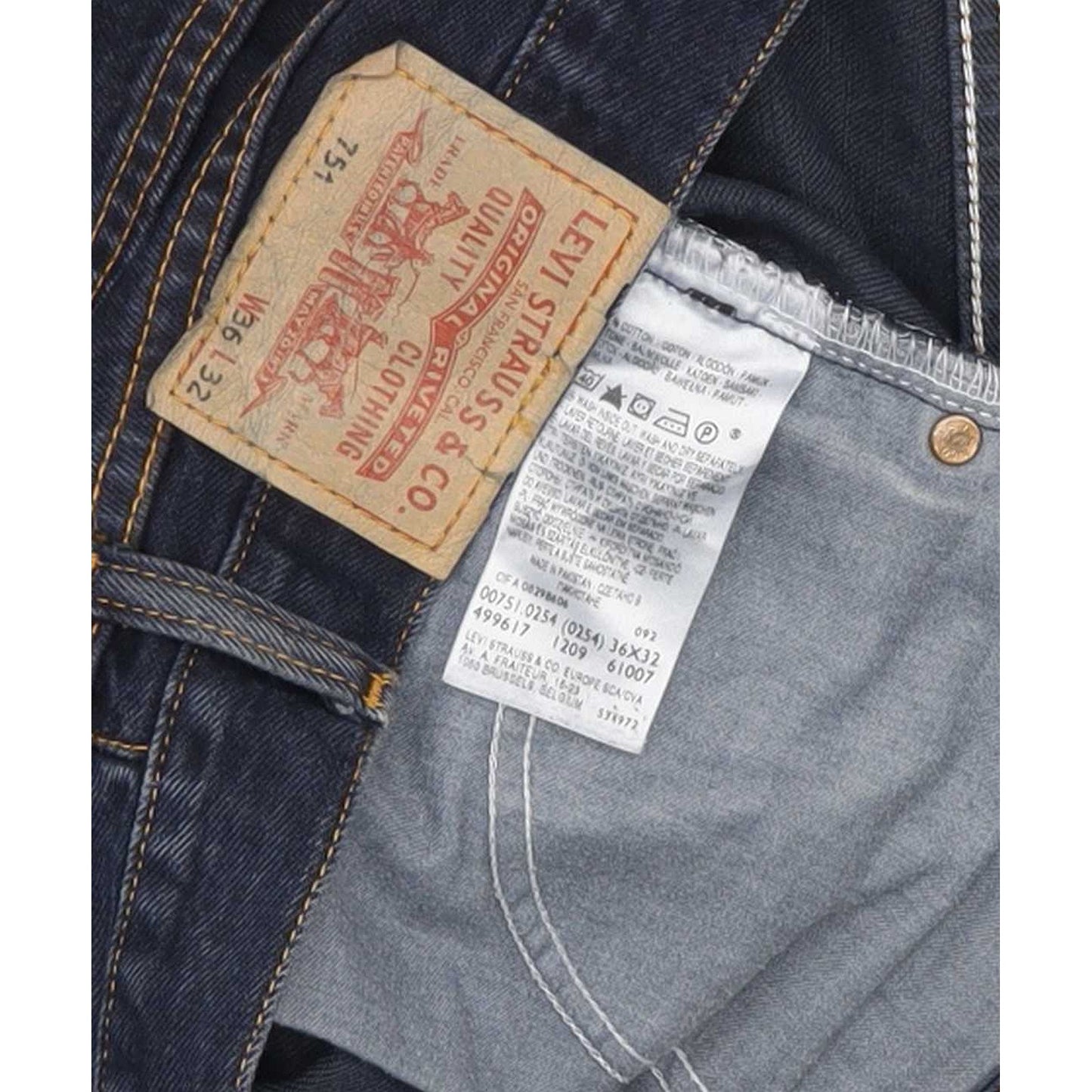 Levi's 751 Men Blue Straight Regular Jeans W37 L32