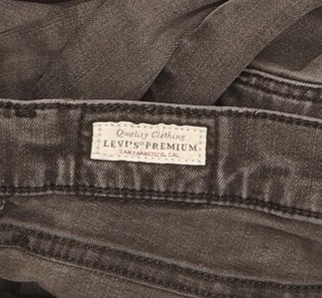 Levi's 710 Super Women Charcoal Skinny Slim Stretch Jeans W30 L30