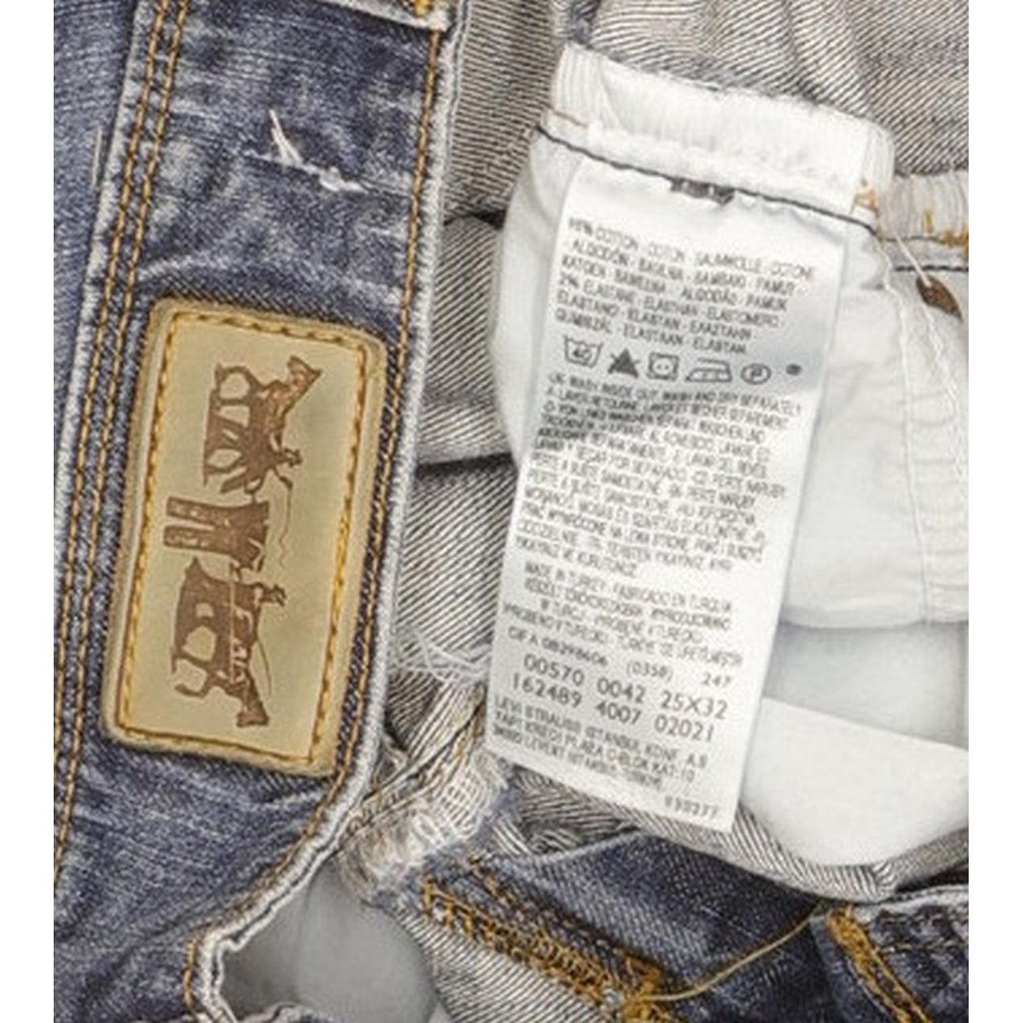 Levi's 570 Women Blue Straight Slim Stretch Jeans W25 L31