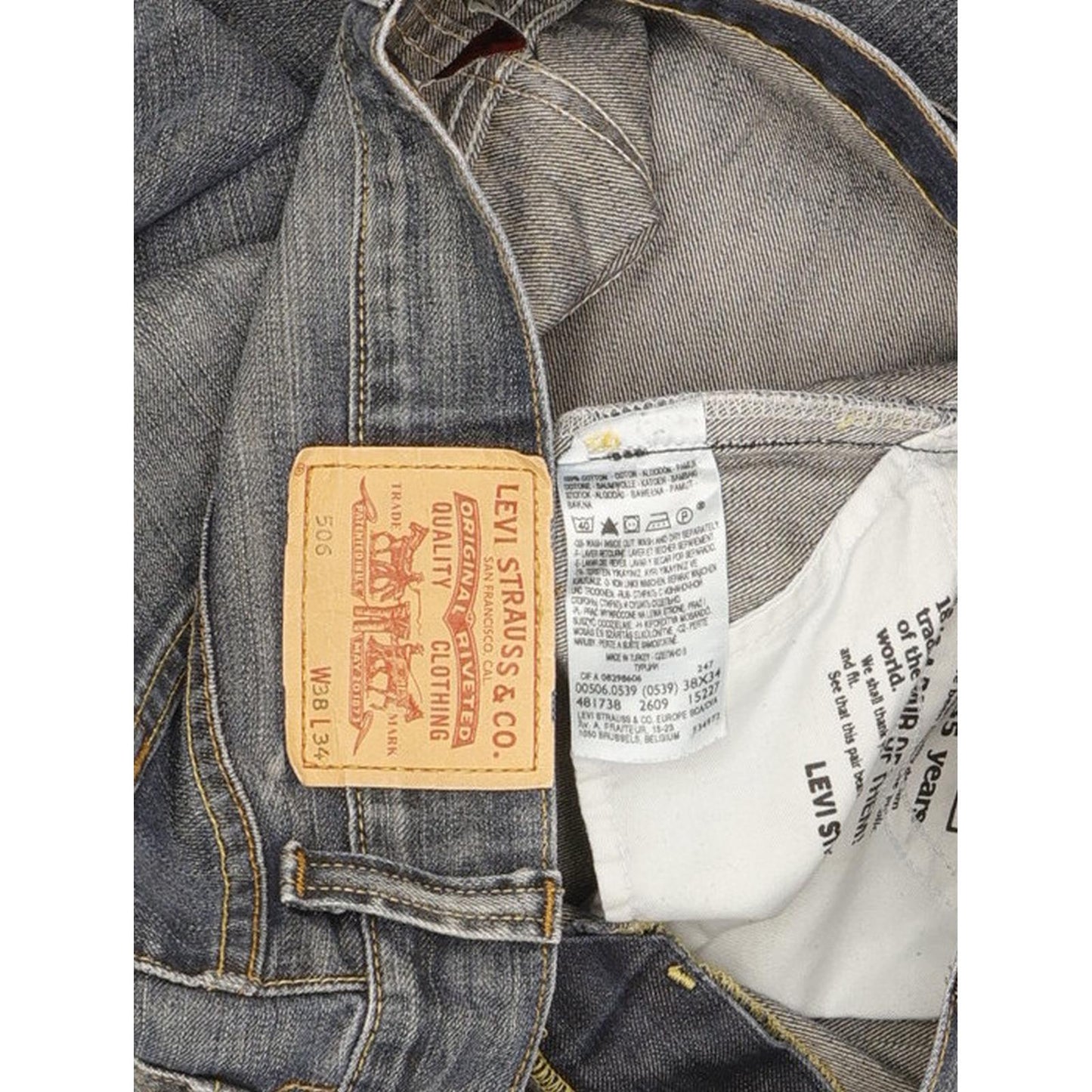 Levi's 506 Men Blue Straight Regular Jeans W38 L34 (106252)