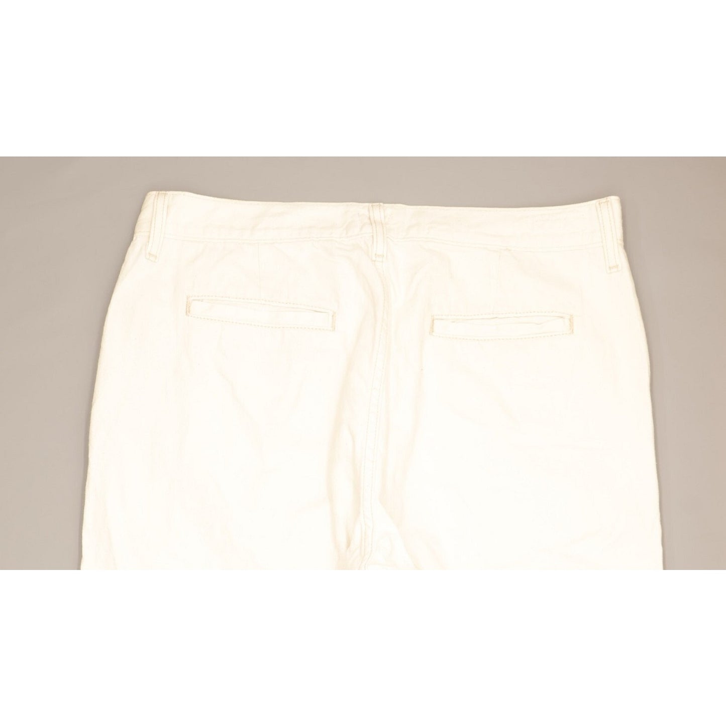 Levi's White Tapered Relaxed Boyfriend Jeans High Waisted W31 L28