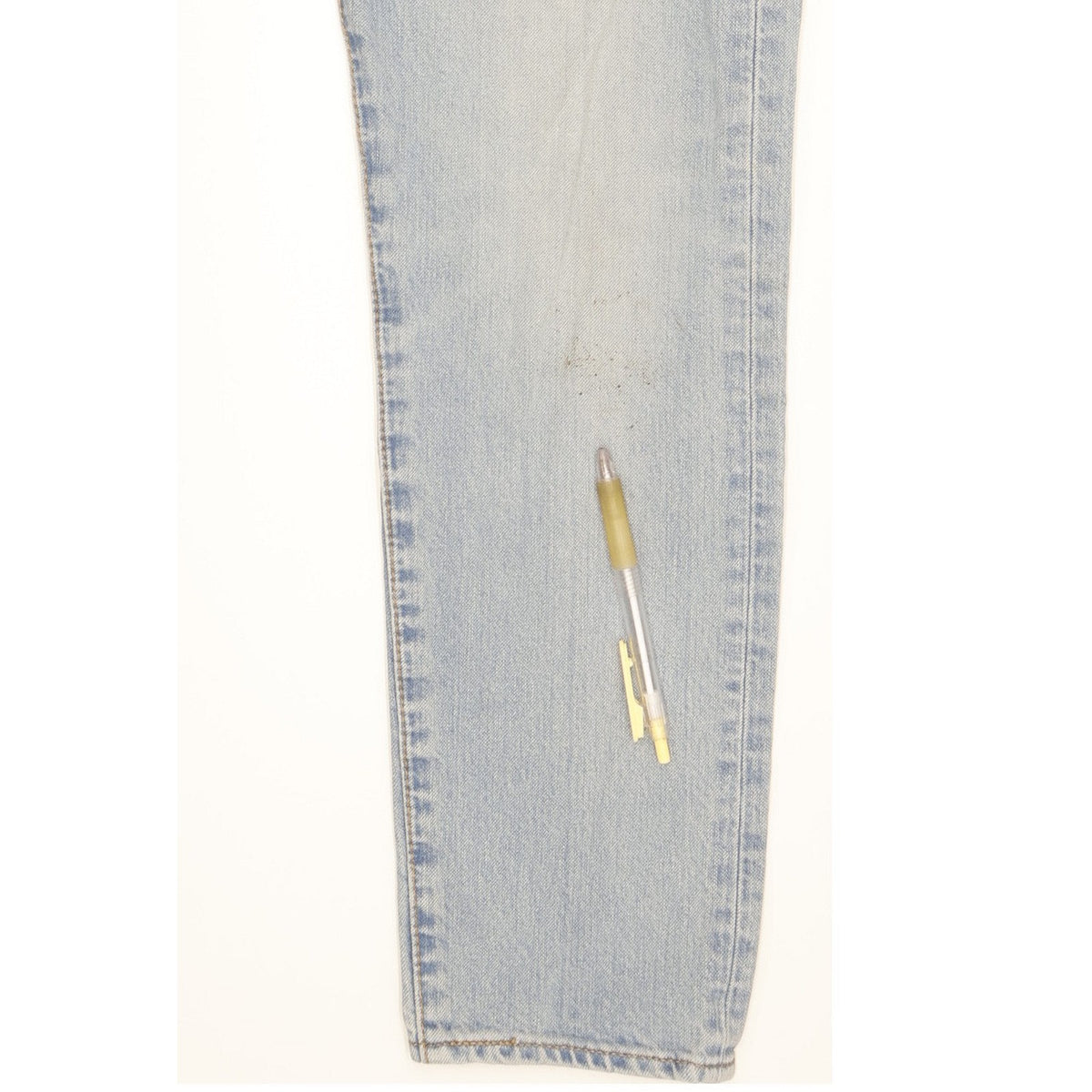 Levi's Men Blue Tapered Slim Stretch Jeans W33 L28