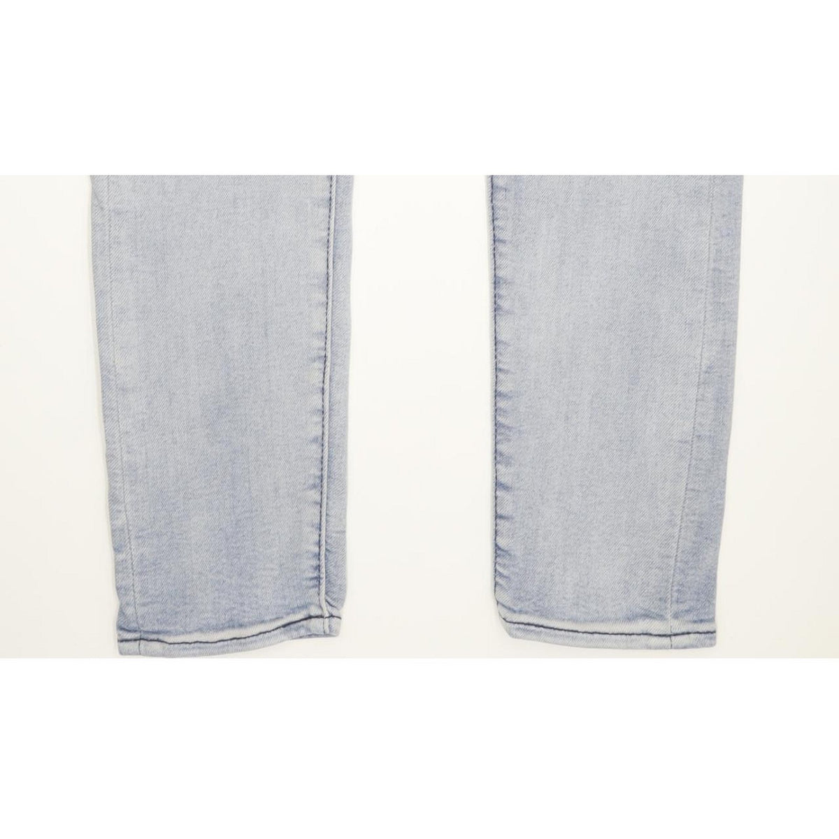 Levi's Women Blue Tapered Slim Stretch Jeans W33 L32