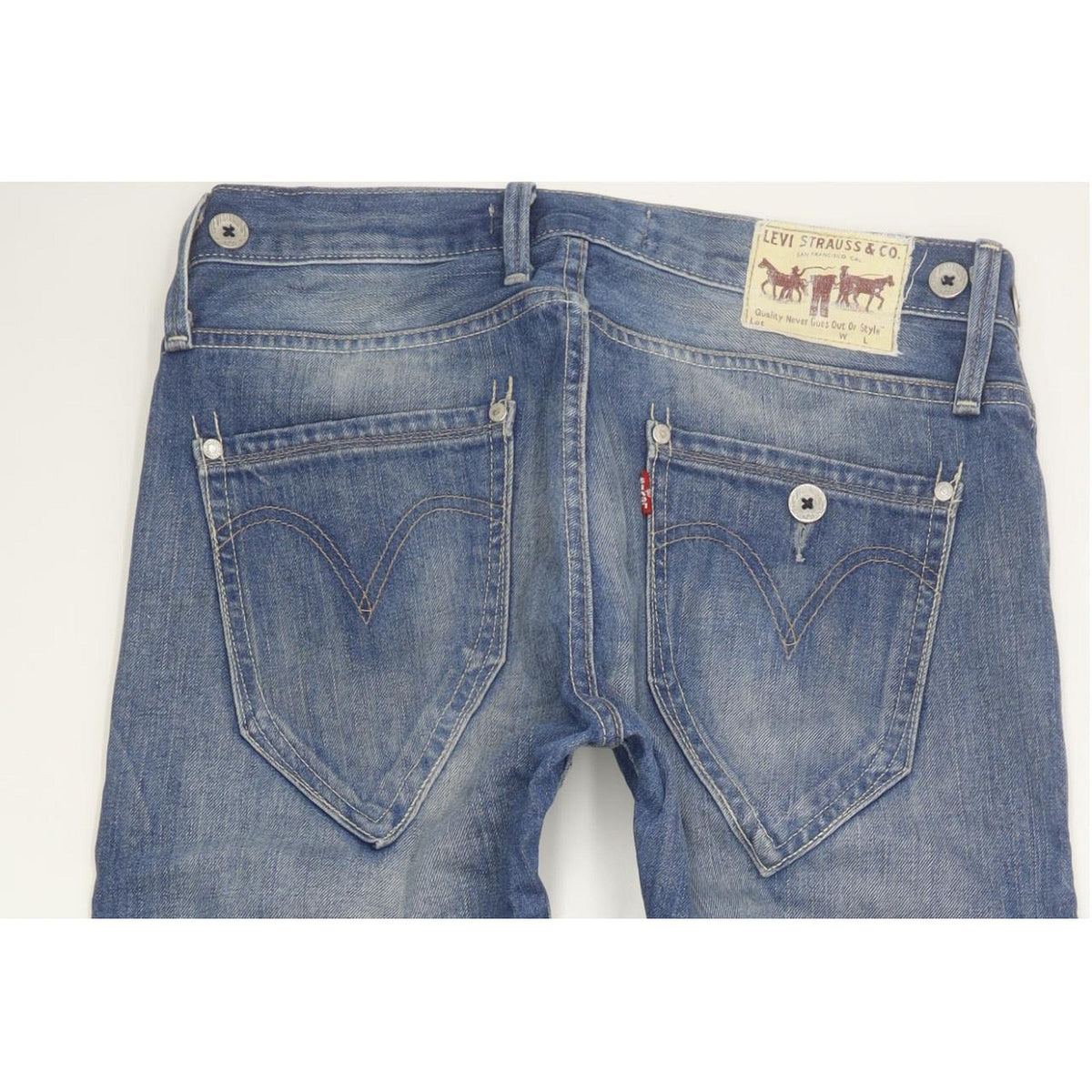 Levi's 504 Men Blue Tapered Regular Jeans W30 L32